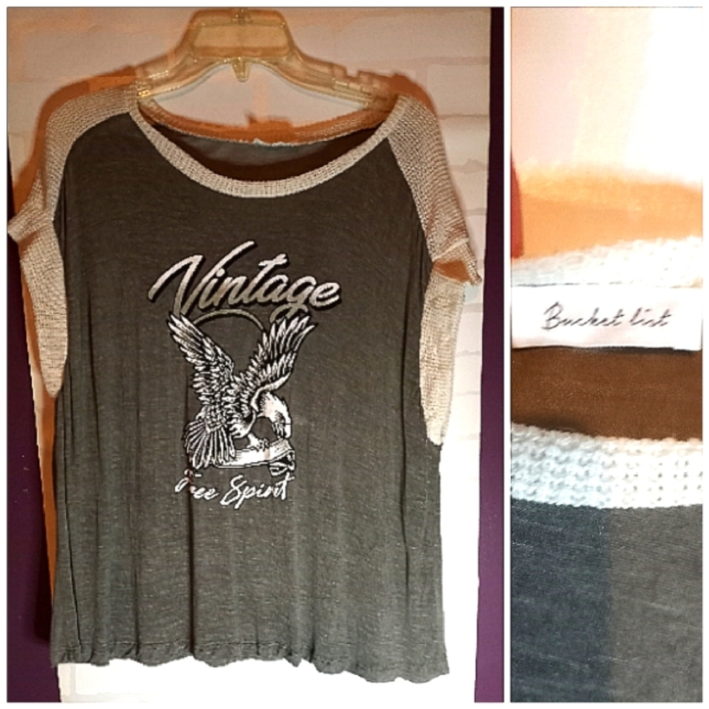Like new. BUCKETLIST Gray Vintage Graphic Women's Top Large Free Spirit